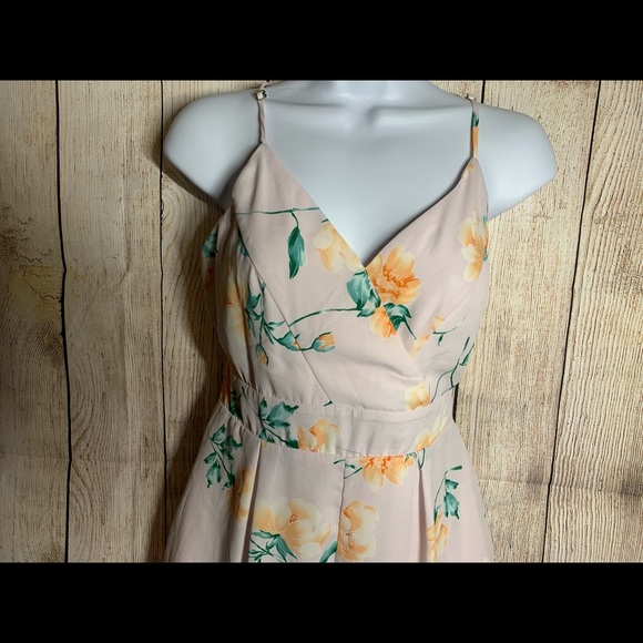 Romper Size Small - Picture 2 of 8